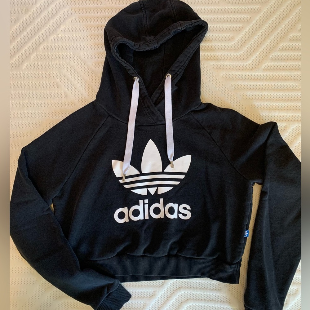 Cropped Adidas Sweater